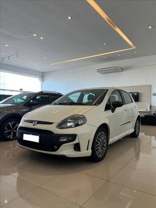 FIAT PUNTO 1.8 BLACKMOTION 16V FLEX 4P MANUAL FIAT PUNTO 1.8 BLACKMOTION 16V FLEX 4P MANUAL